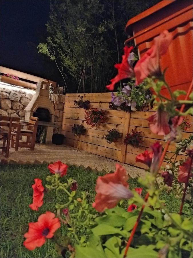 Brvnara Fairy Tale Villa Цетине Екстериор снимка