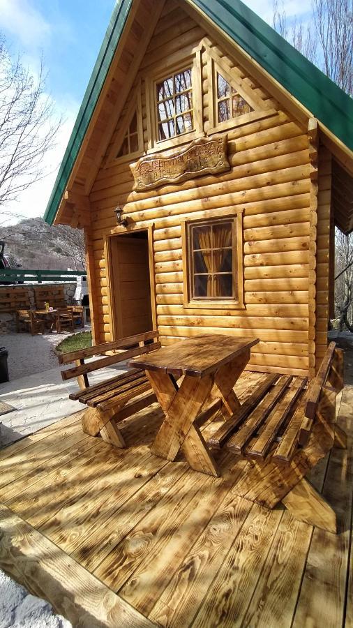 Brvnara Fairy Tale Villa Цетине Екстериор снимка
