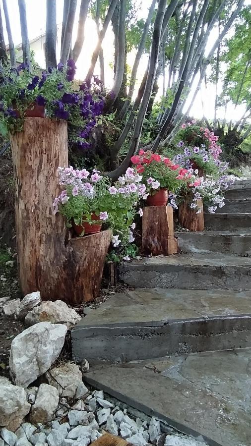 Brvnara Fairy Tale Villa Цетине Екстериор снимка