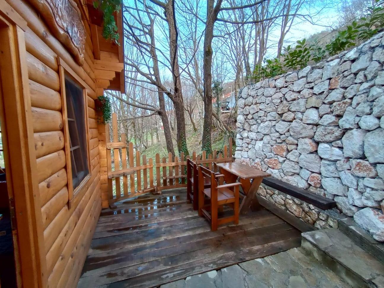 Brvnara Fairy Tale Villa Цетине Екстериор снимка