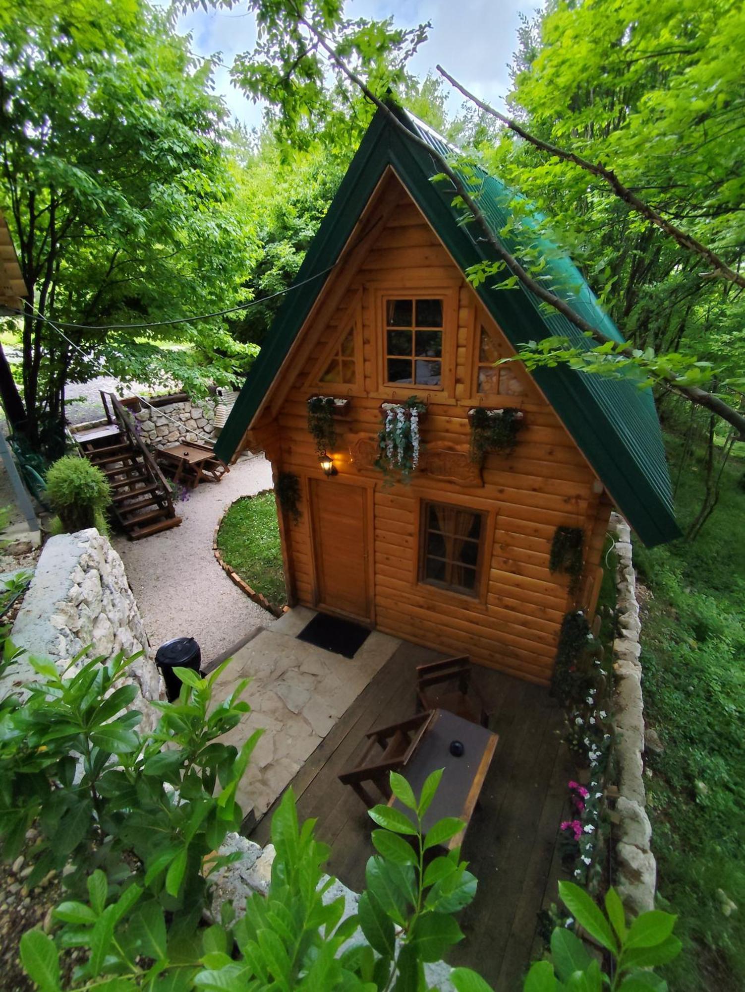 Brvnara Fairy Tale Villa Цетине Екстериор снимка