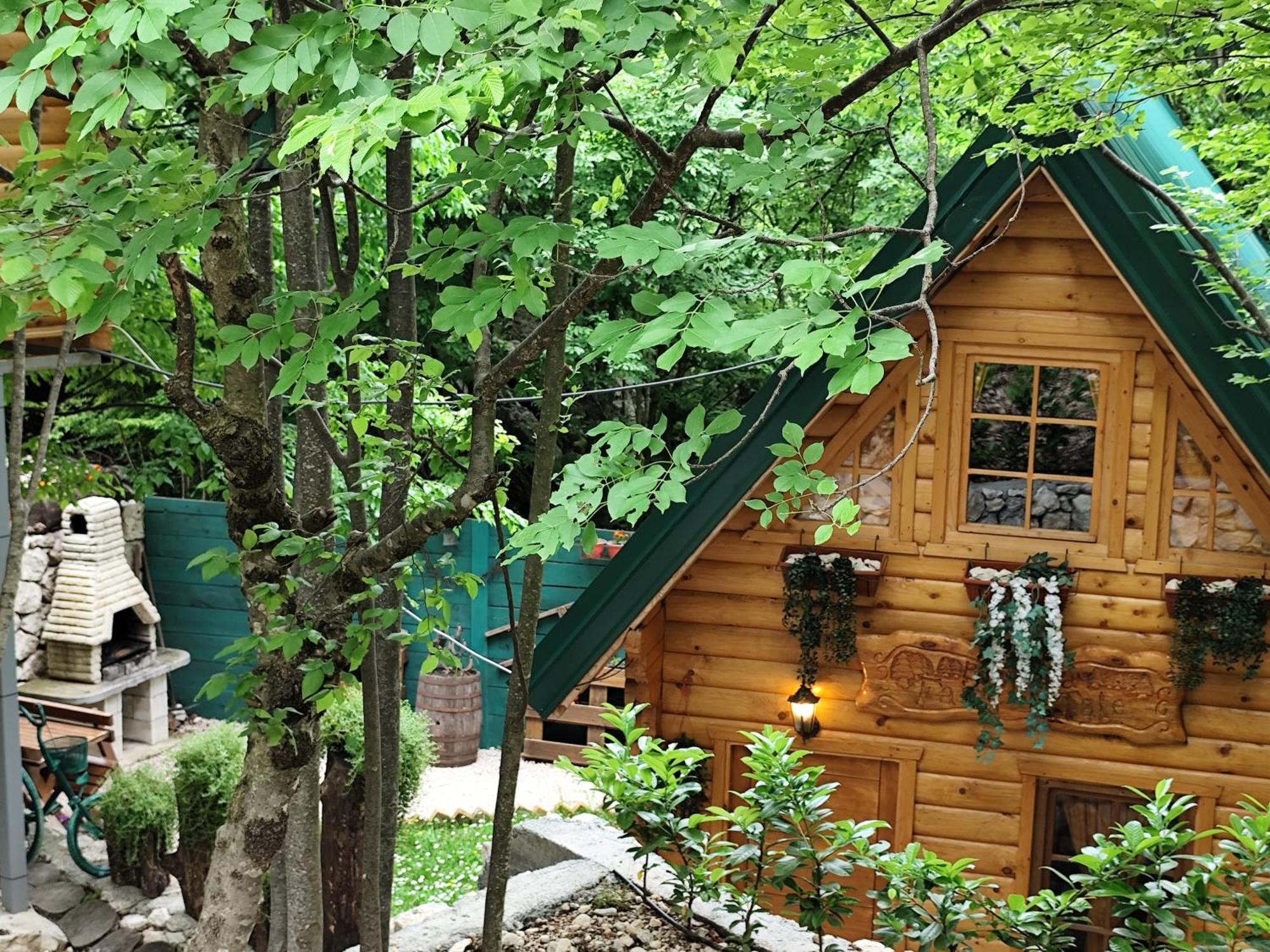 Brvnara Fairy Tale Villa Цетине Екстериор снимка