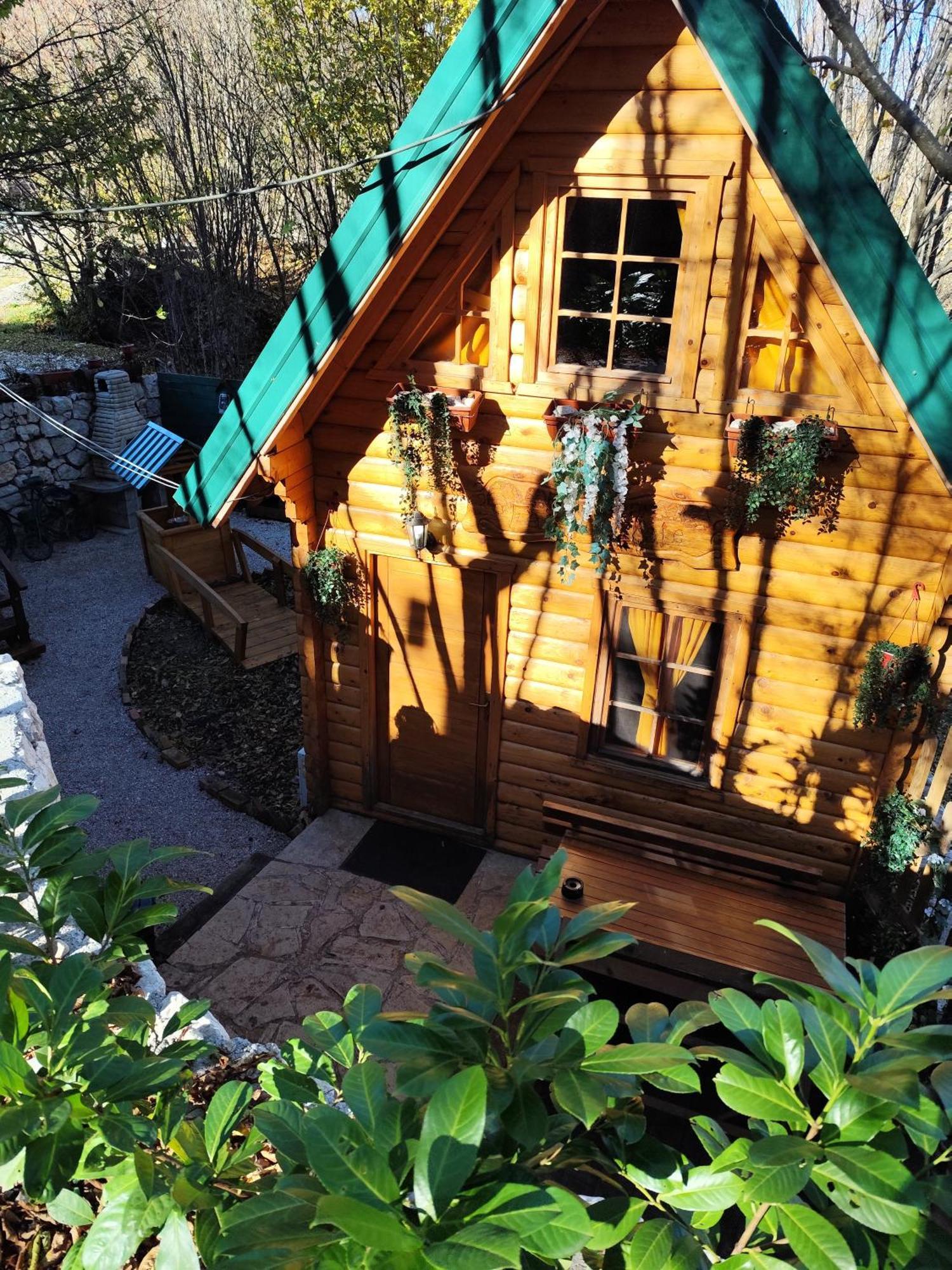 Brvnara Fairy Tale Villa Цетине Екстериор снимка