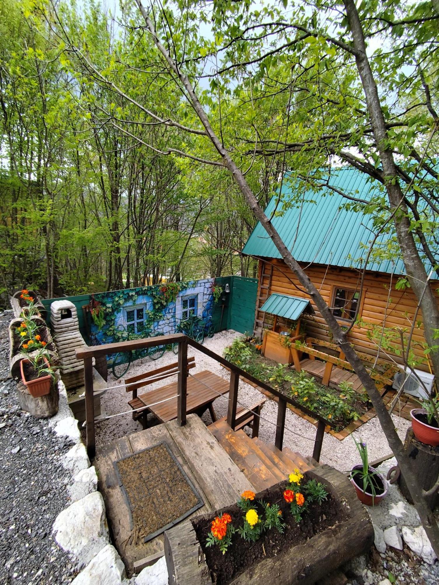 Brvnara Fairy Tale Villa Цетине Екстериор снимка